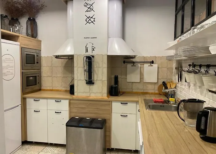 Numero Trece - Juvenil - Free Towels, Coffee & Tea, Remote Check-in (adults Only) *