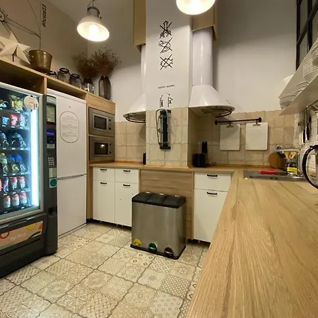 Hostel Numero Trece - Free Towels, Coffee & Tea, Remote Check-in (adults Only) *