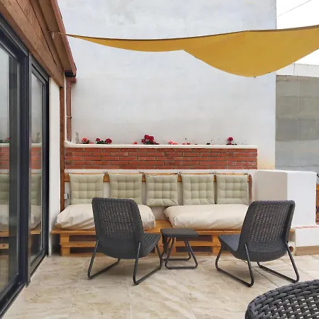 Hostel Numero Trece - Free Towels, Coffee & Tea, Remote Check-in (adults Only) *